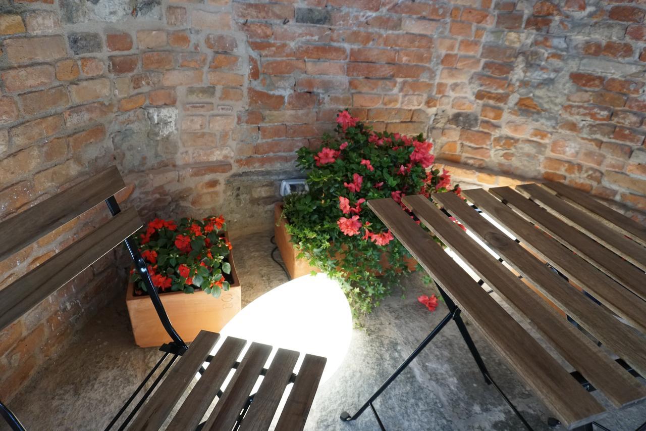La Canonica - Charming Self-Catering Apartments In 尼扎蒙费托 外观 照片