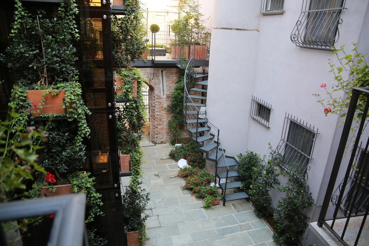 La Canonica - Charming Self-Catering Apartments In 尼扎蒙费托 外观 照片