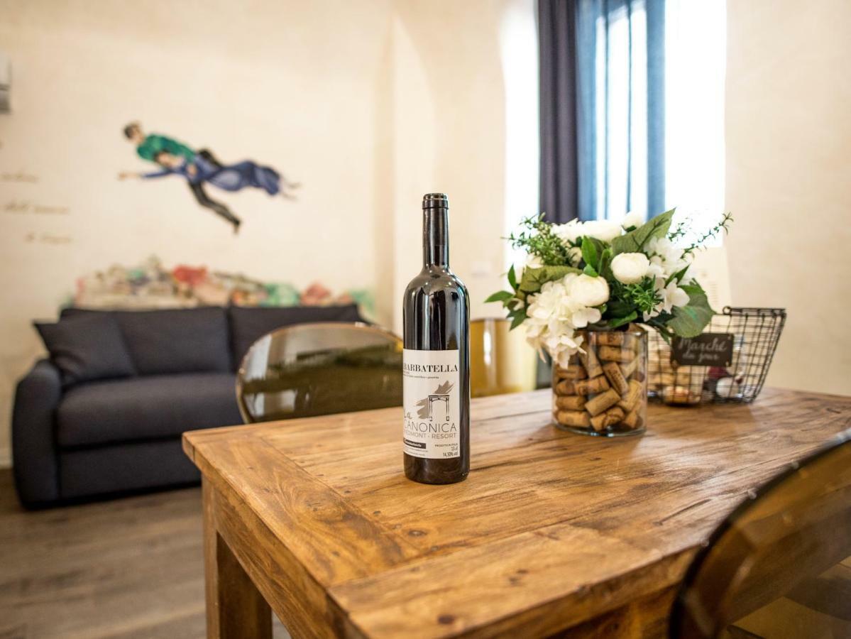 La Canonica - Charming Self-Catering Apartments In 尼扎蒙费托 外观 照片